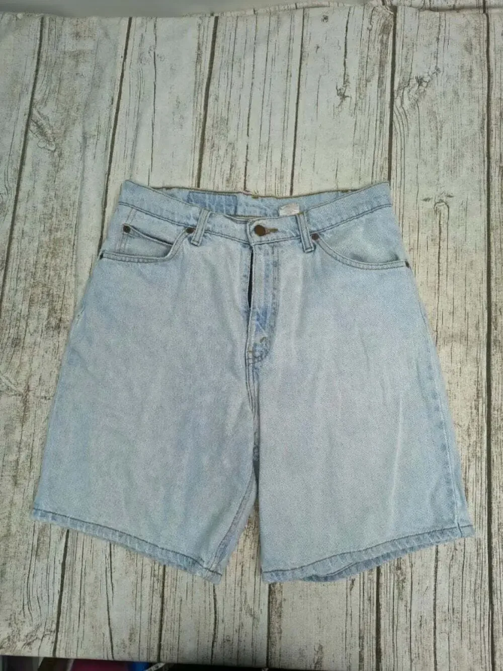 Vintage Levi’s Orange Tab 550 Light Wash Denim Shorts Jorts Size 30